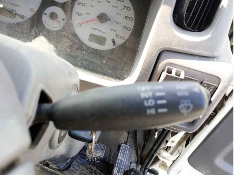 Recambio de mando limpia para nissan cabstar e tl referencia OEM IAM 2605G 6 PINES 