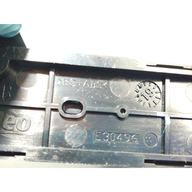 Recambio de warning para fiat 500 cabrio (150) lounge referencia OEM IAM E30496  