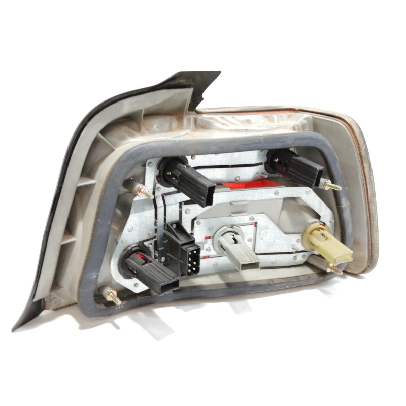 Recambio de piloto trasero izquierdo para bmw serie 3 berlina (e36) 2.5 turbodiesel cat referencia OEM IAM   