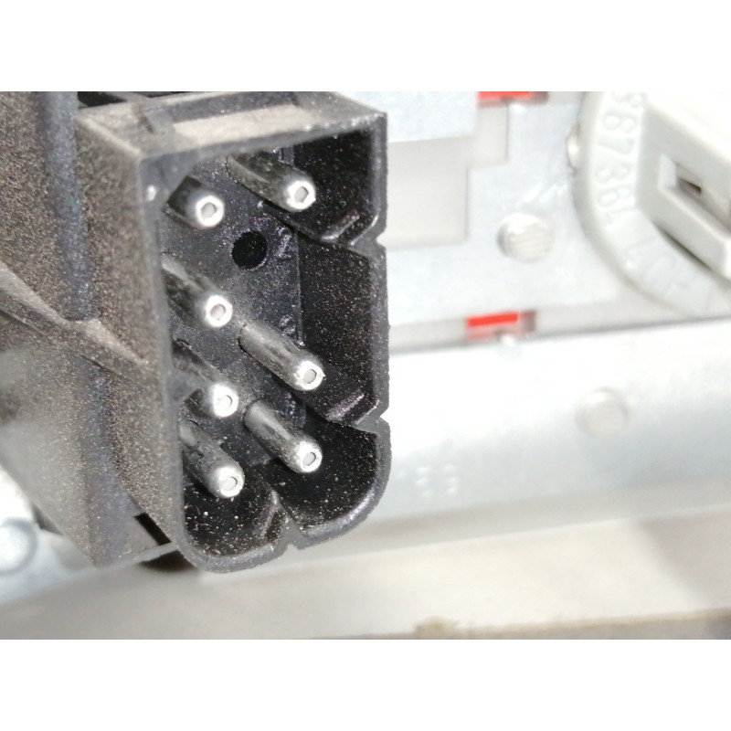 Recambio de piloto trasero izquierdo para bmw serie 3 berlina (e36) 2.5 turbodiesel cat referencia OEM IAM   