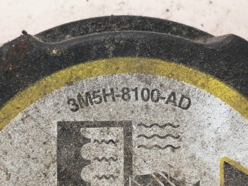 Recambio de deposito expansion para ford focus berlina (cap) ambiente (d) referencia OEM IAM 3M5H8100AD 1806328669894 