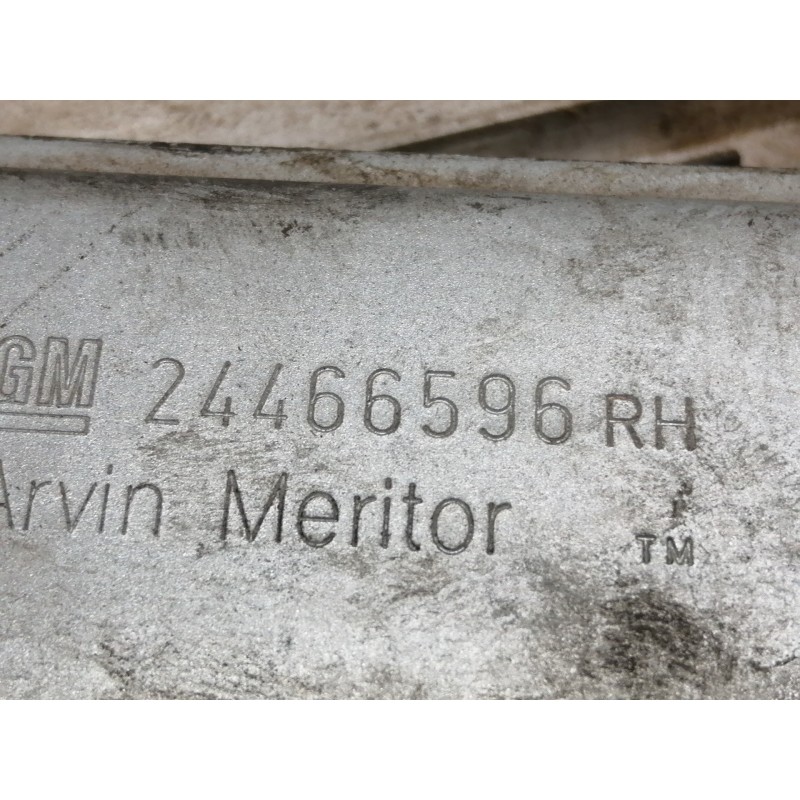 Recambio de elevalunas delantero derecho para opel corsa c club referencia OEM IAM 24466594 400709A 