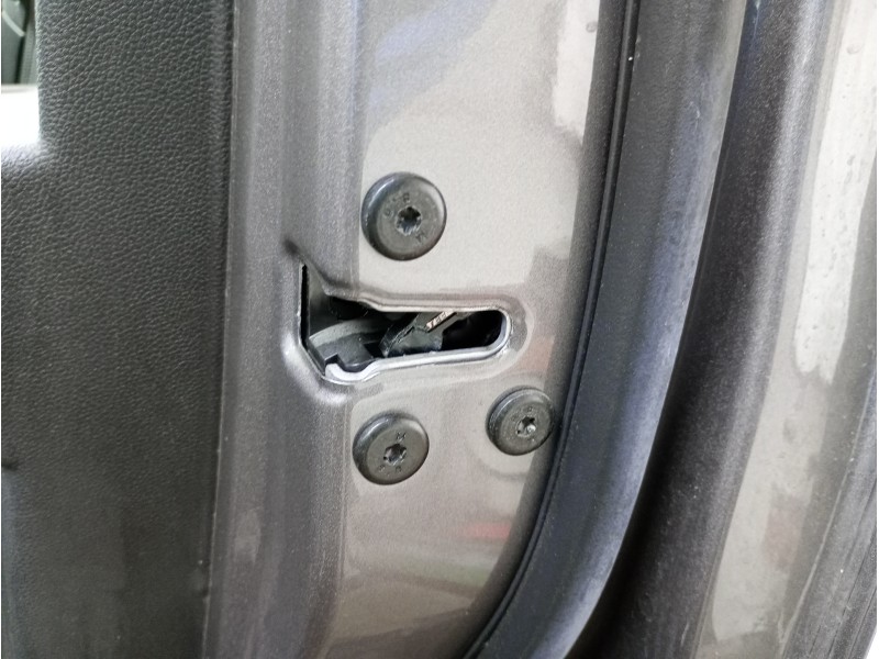 Recambio de cerradura puerta delantera derecha para renault captur ii referencia OEM IAM   