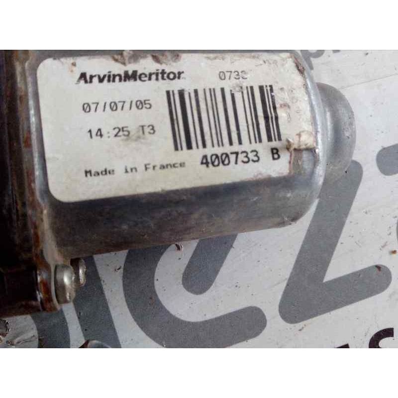 Recambio de elevalunas delantero izquierdo para renault clio ii fase i (b/cbo) 1.9 d rt referencia OEM IAM 400733B  