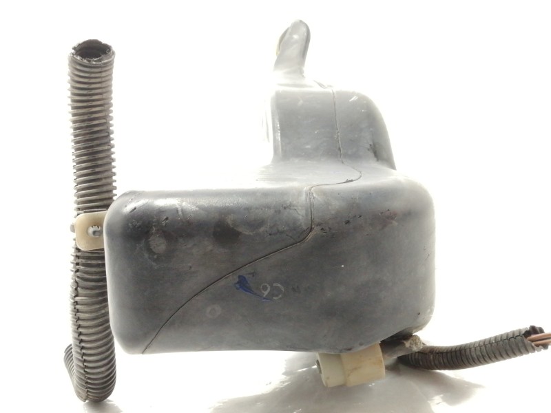 Recambio de deposito limpia para opel astra gtc cosmo referencia OEM IAM   