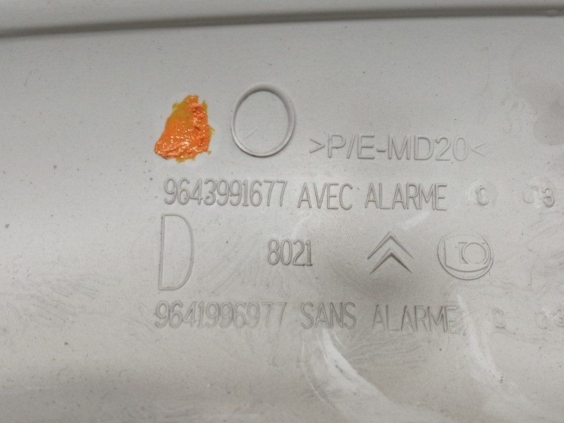 Recambio de moldura para citroën c3 pluriel 1.4 referencia OEM IAM 9643991677  