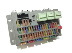 Recambio de caja reles / fusibles para mini mini (r50,r53) cooper referencia OEM IAM 518030317  