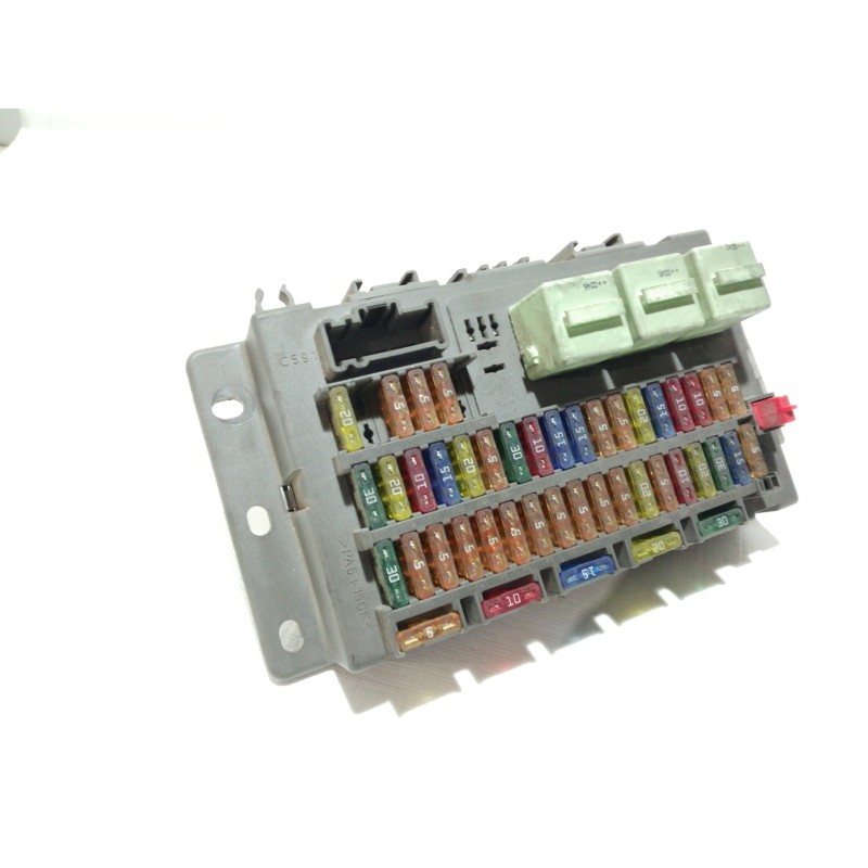 Recambio de caja reles / fusibles para mini mini (r50,r53) cooper referencia OEM IAM 518030317  