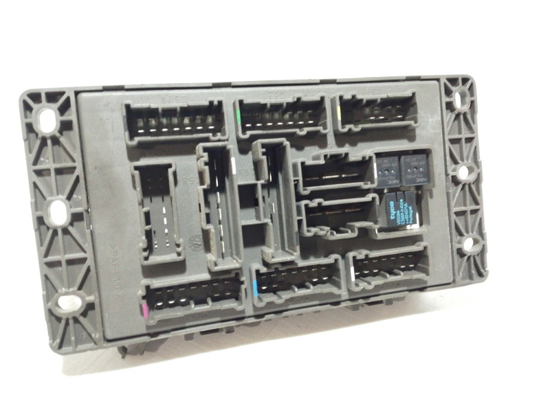 Recambio de caja reles / fusibles para mini mini (r50,r53) cooper referencia OEM IAM 518030317  