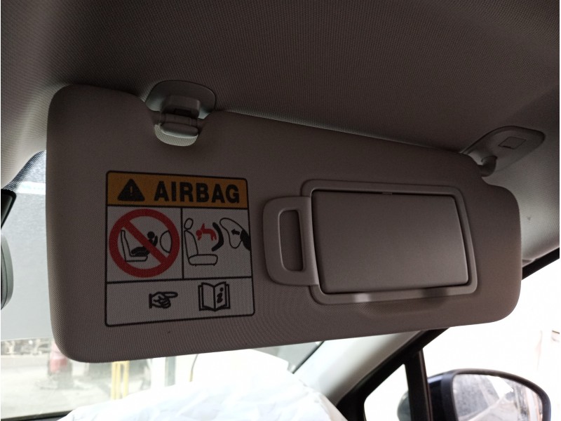 Recambio de parasol derecho para renault captur ii referencia OEM IAM   