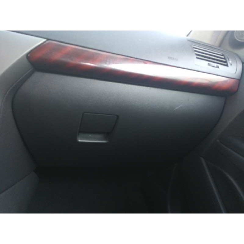 Recambio de guantera para opel astra h berlina elegance referencia OEM IAM 13116947  