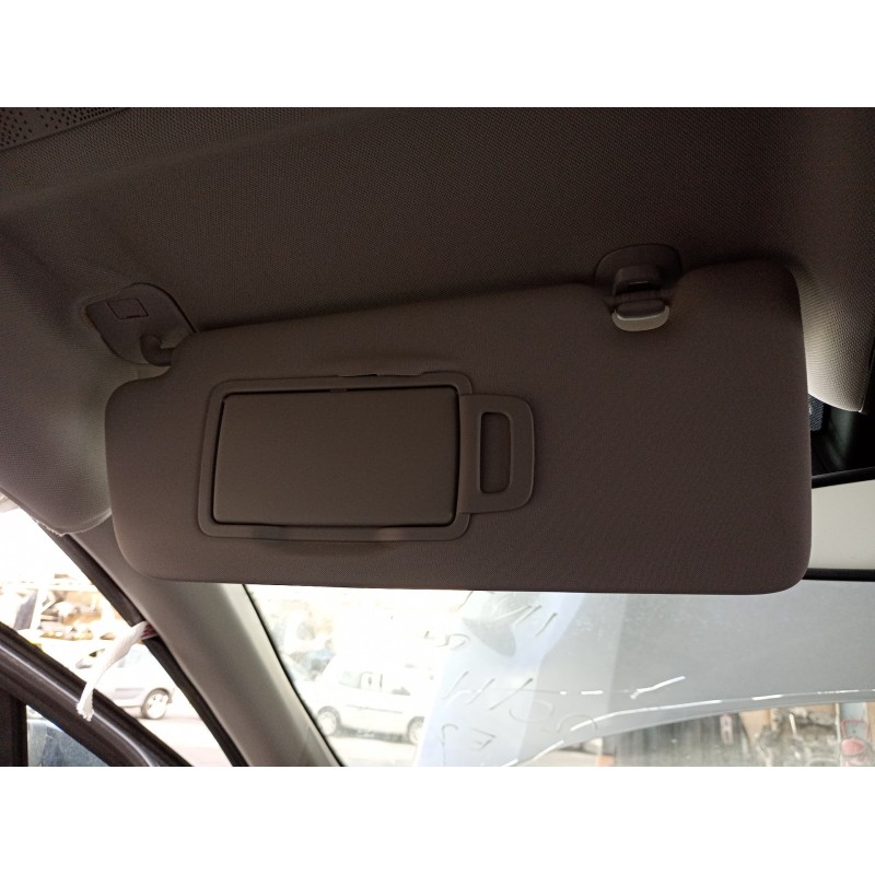 Recambio de parasol izquierdo para renault captur ii referencia OEM IAM   