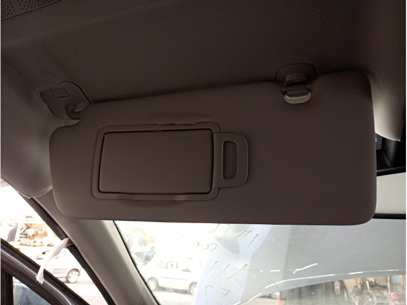 Recambio de parasol izquierdo para renault captur ii referencia OEM IAM   