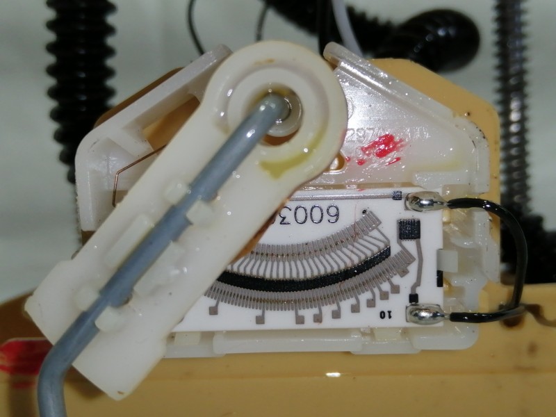 Recambio de aforador para fiat 500 x (334) urban referencia OEM IAM 00520510930  