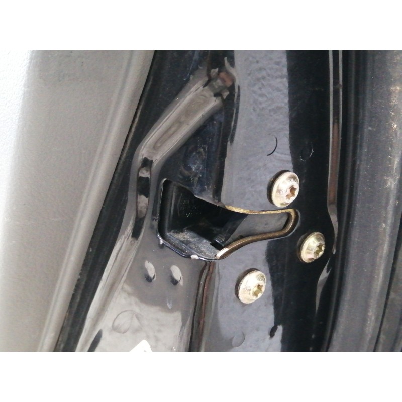 Recambio de puerta trasera derecha para chevrolet nubira berlina sx referencia OEM IAM COMPLETA  