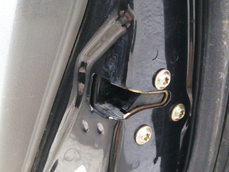 Recambio de puerta trasera derecha para chevrolet nubira berlina sx referencia OEM IAM COMPLETA  