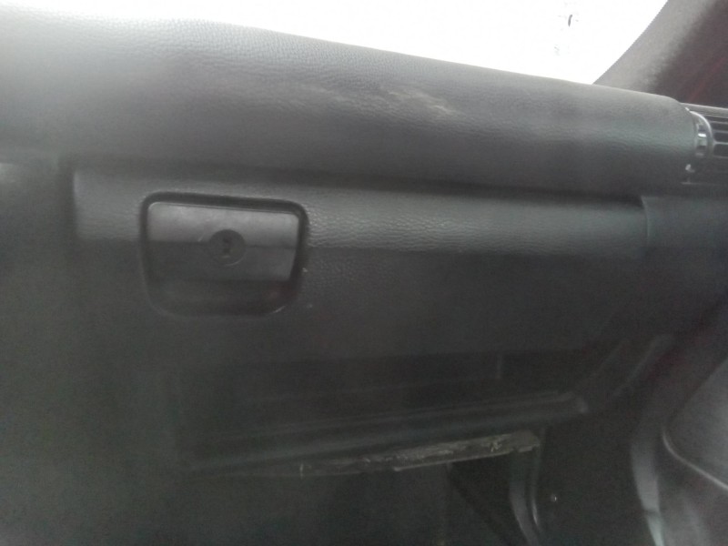 Recambio de guantera para bmw serie 3 compacto (e36) 316i se referencia OEM IAM 51168146461  