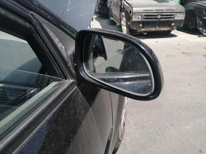 Recambio de retrovisor derecho para chevrolet nubira berlina sx referencia OEM IAM 015758  ELECTRICO 5 PINS