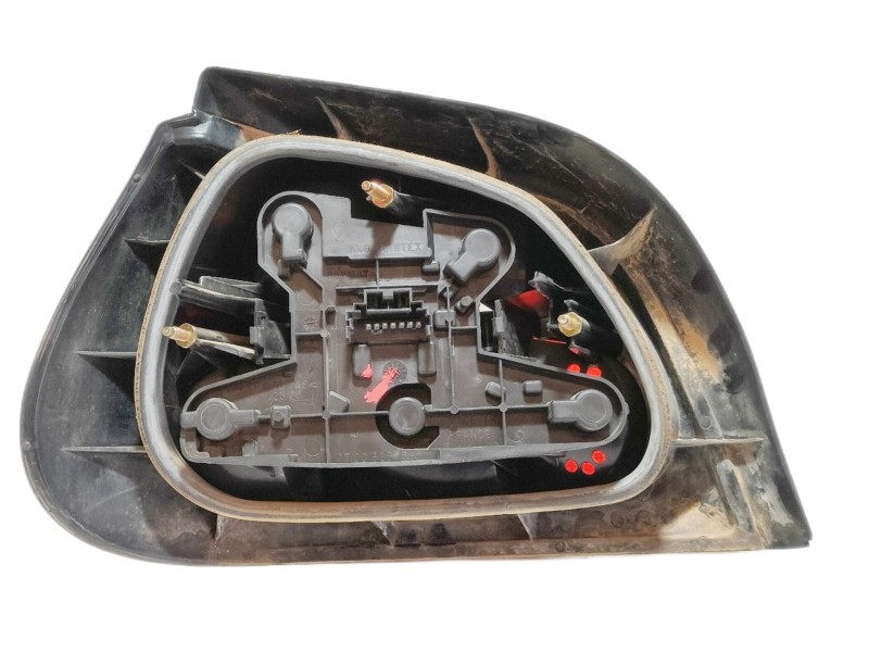 Recambio de piloto trasero derecho para renault megane i berlina hatchback (ba0) 1.6e europa referencia OEM IAM   