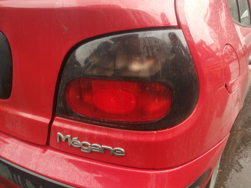 Recambio de piloto trasero derecho para renault megane i berlina hatchback (ba0) 1.6e europa referencia OEM IAM   