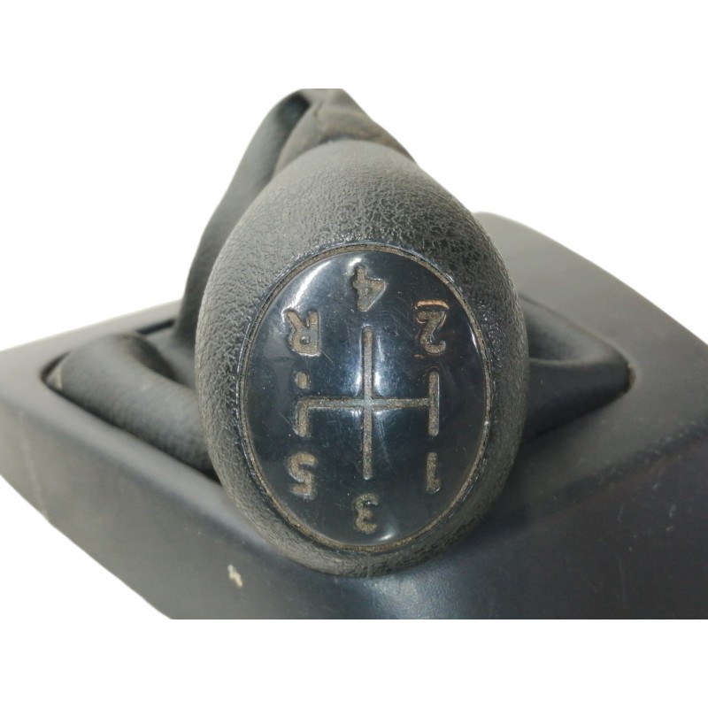 Recambio de pomo palanca cambio para dacia dokker ambiance referencia OEM IAM 8200379945  