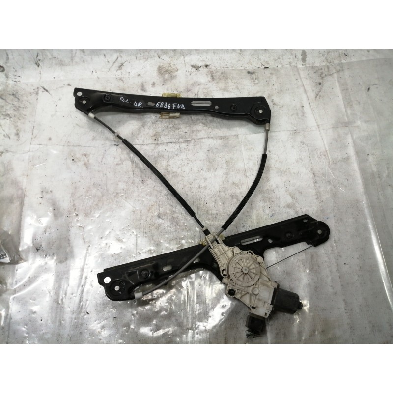 Recambio de elevalunas delantero derecho para bmw serie 1 berlina (e81/e87) 2.0 16v diesel referencia OEM IAM 996625101 01308222