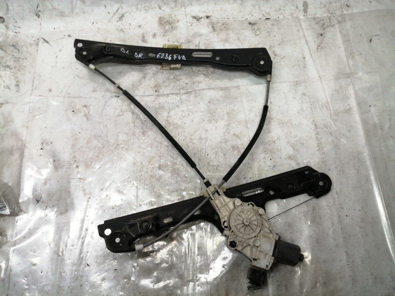 Recambio de elevalunas delantero derecho para bmw serie 1 berlina (e81/e87) 2.0 16v diesel referencia OEM IAM 996625101 01308222