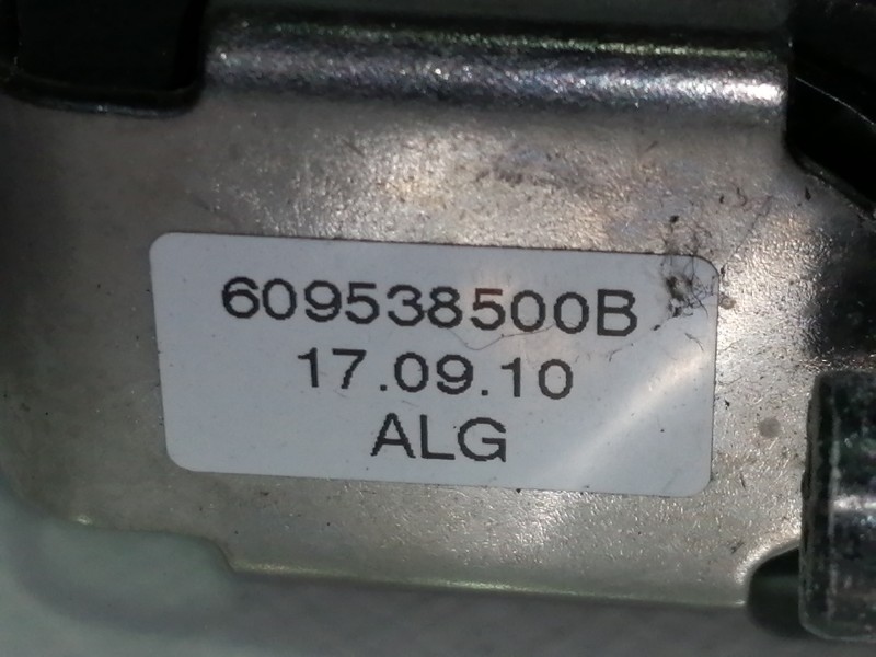 Recambio de cinturon seguridad delantero izquierdo para bmw serie 5 lim. (f10) 520d referencia OEM IAM 610126300B 609538500B 