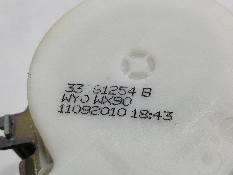 Recambio de cinturon seguridad trasero derecho para bmw serie 5 lim. (f10) 520d referencia OEM IAM 33061254B  5 PUERTAS