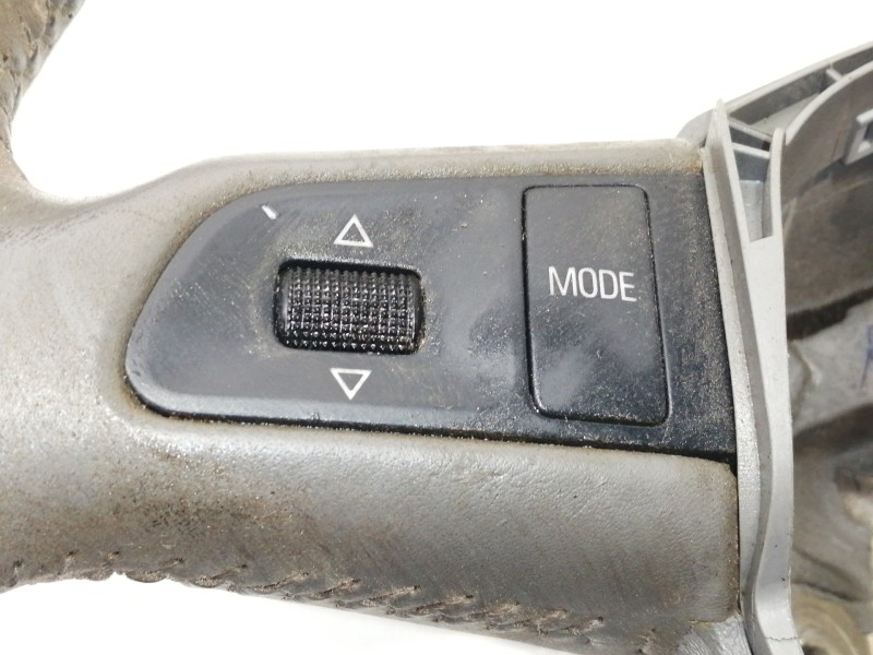 Recambio de volante para audi a6 berlina (4f2) 2.0 tdi referencia OEM IAM 61678343C00  