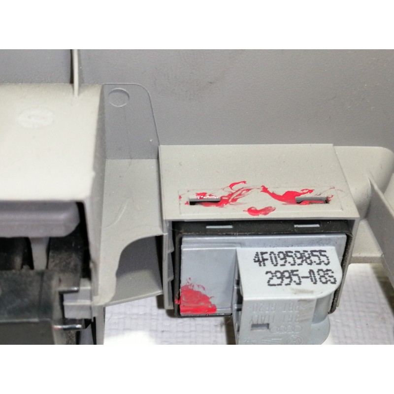 Recambio de mando elevalunas trasero derecho para audi a6 berlina (4f2) 2.0 tdi referencia OEM IAM 4F0959855  