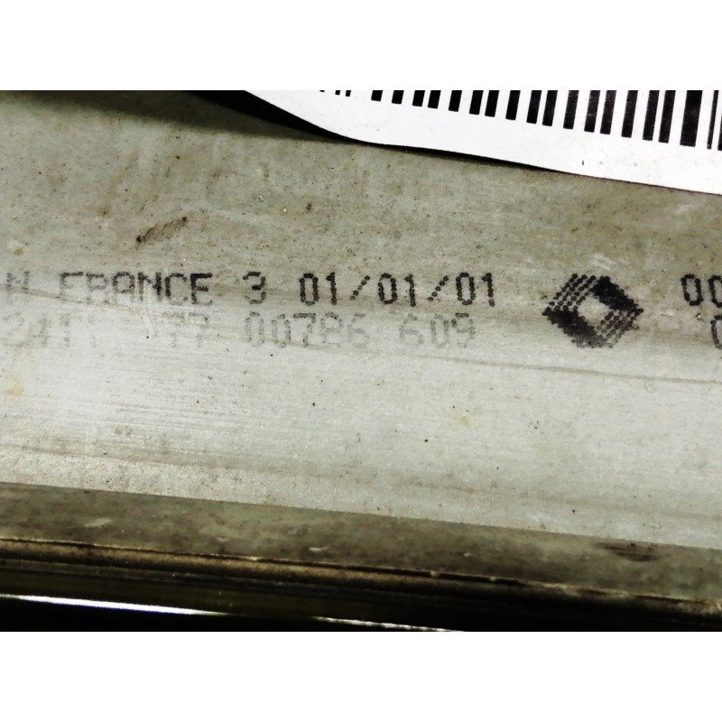 Recambio de faro derecho para renault 19 (b/c/l53) referencia OEM IAM 7700786609  