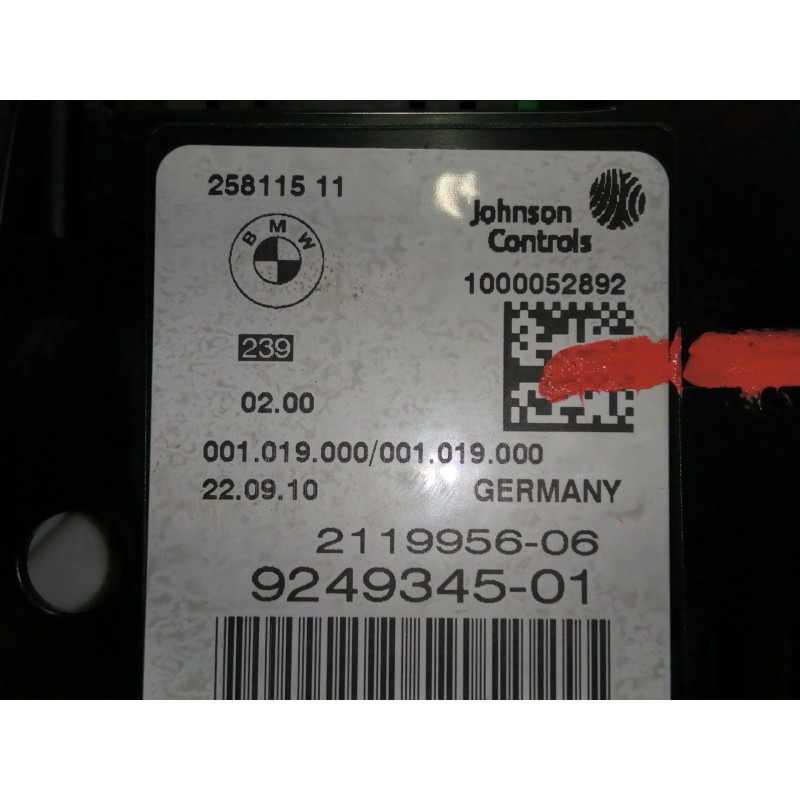Recambio de cuadro instrumentos para bmw serie 5 lim. (f10) 520d referencia OEM IAM 924934501 25811511 / 211995606 1044663 / 621