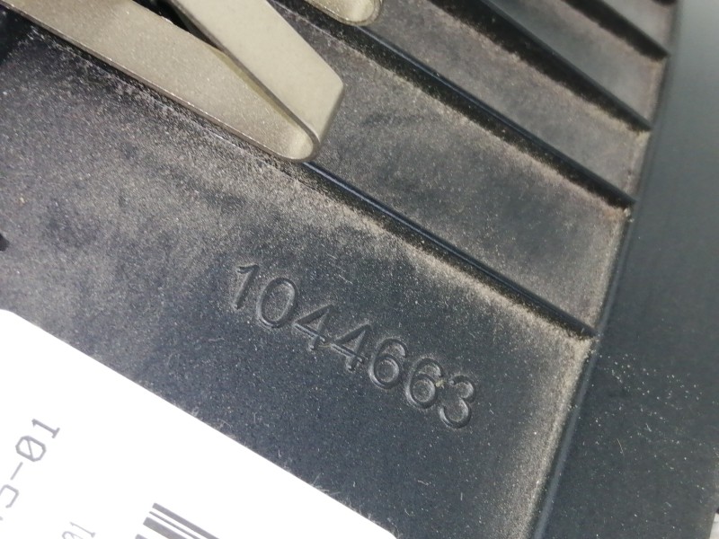 Recambio de cuadro instrumentos para bmw serie 5 lim. (f10) 520d referencia OEM IAM 924934501 25811511 / 211995606 1044663 / 621