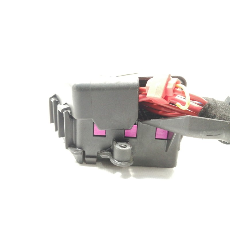 Recambio de caja reles / fusibles para audi a6 berlina (4f2) 2.0 tdi referencia OEM IAM 8D1941824  