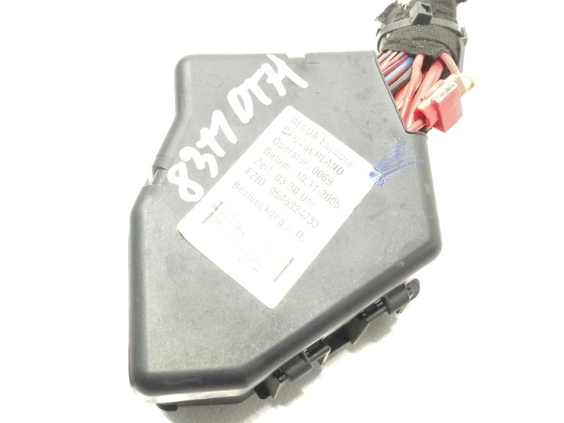 Recambio de caja reles / fusibles para audi a6 berlina (4f2) 2.0 tdi referencia OEM IAM 8D1941824  