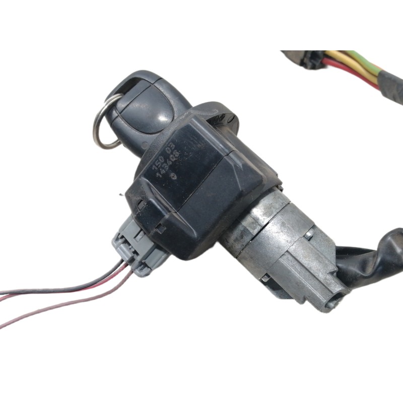 Recambio de conmutador de arranque para renault clio ii fase ii (b/cb0) 1.5 dci diesel referencia OEM IAM 7701471098  