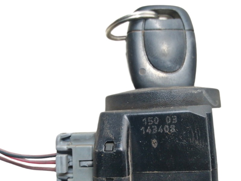 Recambio de conmutador de arranque para renault clio ii fase ii (b/cb0) 1.5 dci diesel referencia OEM IAM 7701471098  