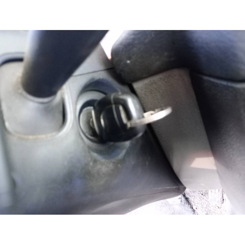 Recambio de conmutador de arranque para renault clio ii fase ii (b/cb0) 1.5 dci diesel referencia OEM IAM 7701471098  