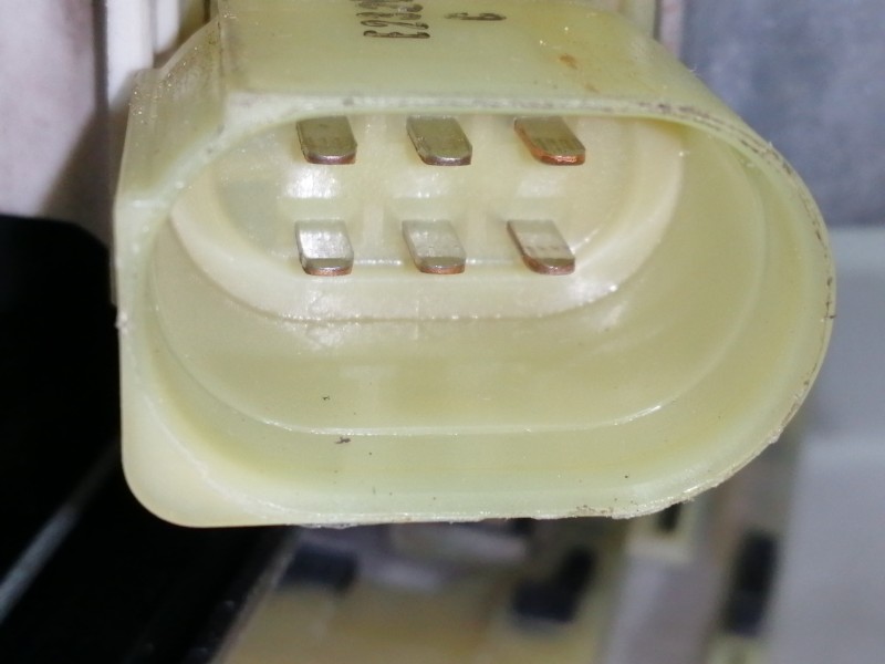 Recambio de elevalunas trasero derecho para bmw serie 5 lim. (f10) 520d referencia OEM IAM 914547102 72481720/942889100 77460238