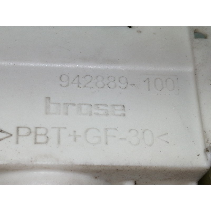 Recambio de elevalunas trasero derecho para bmw serie 5 lim. (f10) 520d referencia OEM IAM 914547102 72481720/942889100 77460238