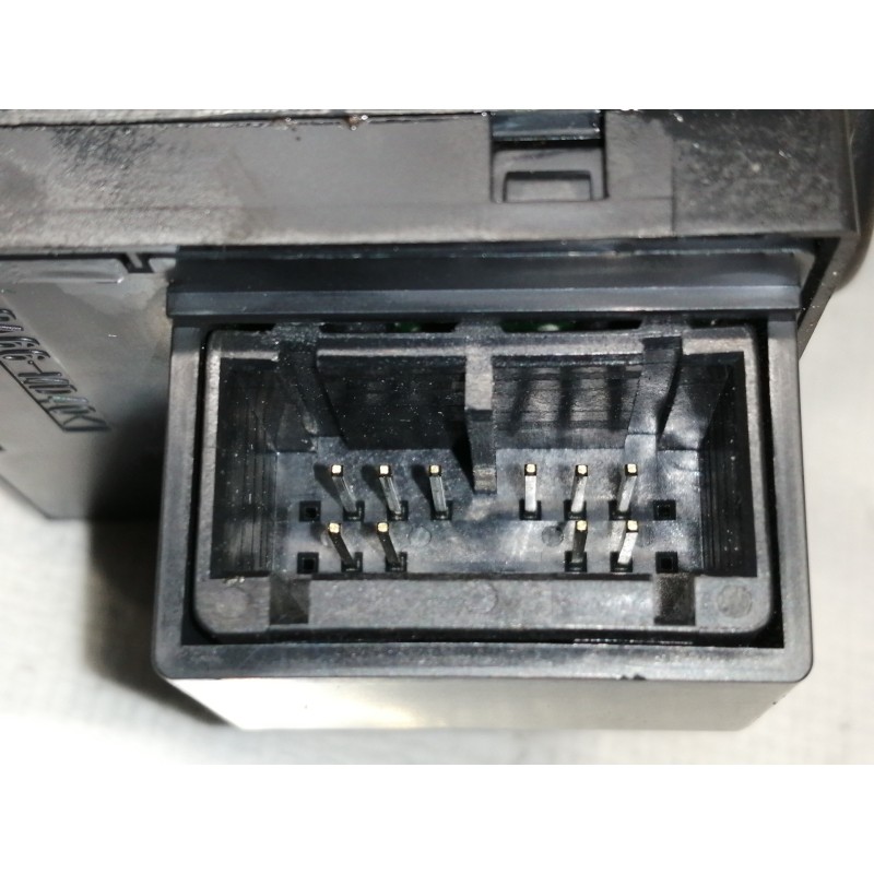 Recambio de mando limpia para land rover range rover sport v8 td hse referencia OEM IAM XPE500110  