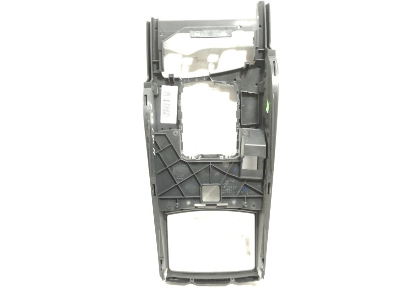 Recambio de guarnecido porton trasero para audi a6 berlina (4f2) 2.0 tdi referencia OEM IAM 4F1864261  