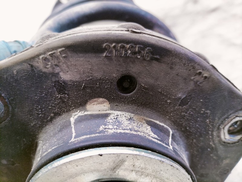 Recambio de amortiguador delantero izquierdo para volkswagen polo (9n3) 1.4 16v referencia OEM IAM 6Q0413031CD  