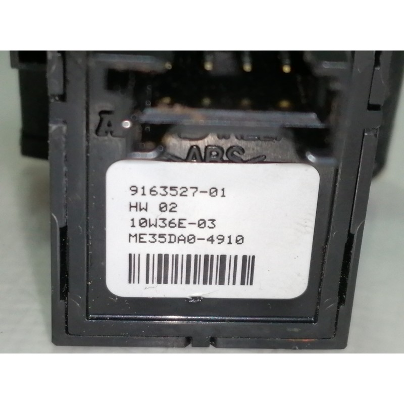 Recambio de mando elevalunas trasero izquierdo para bmw serie 5 lim. (f10) 520d referencia OEM IAM 916352701  