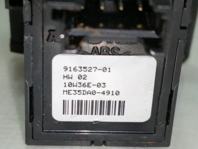 Recambio de mando elevalunas trasero izquierdo para bmw serie 5 lim. (f10) 520d referencia OEM IAM 916352701  