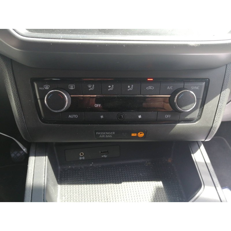 Recambio de mando calefaccion / aire acondicionado para seat ibiza (kj1) style referencia OEM IAM 6F0907044 5HB01281598 21088212