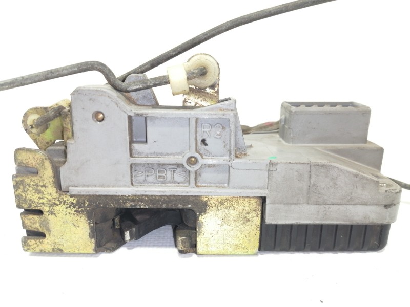 Recambio de cerradura puerta trasera derecha para opel vectra b berlina 2.0 dti referencia OEM IAM   