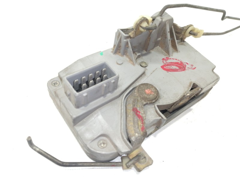 Recambio de cerradura puerta trasera derecha para opel vectra b berlina 2.0 dti referencia OEM IAM   