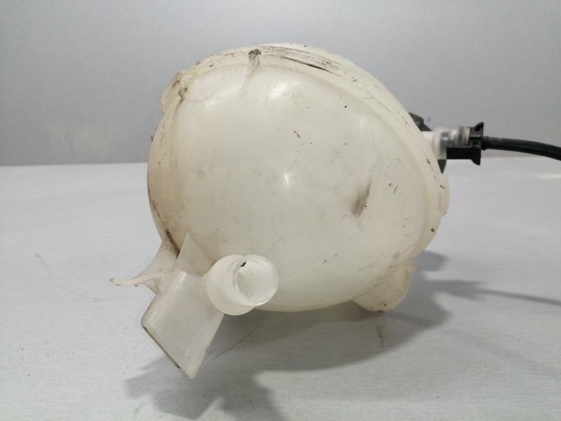 Recambio de deposito expansion para citroën c4 cactus feel edition referencia OEM IAM 9800777280  